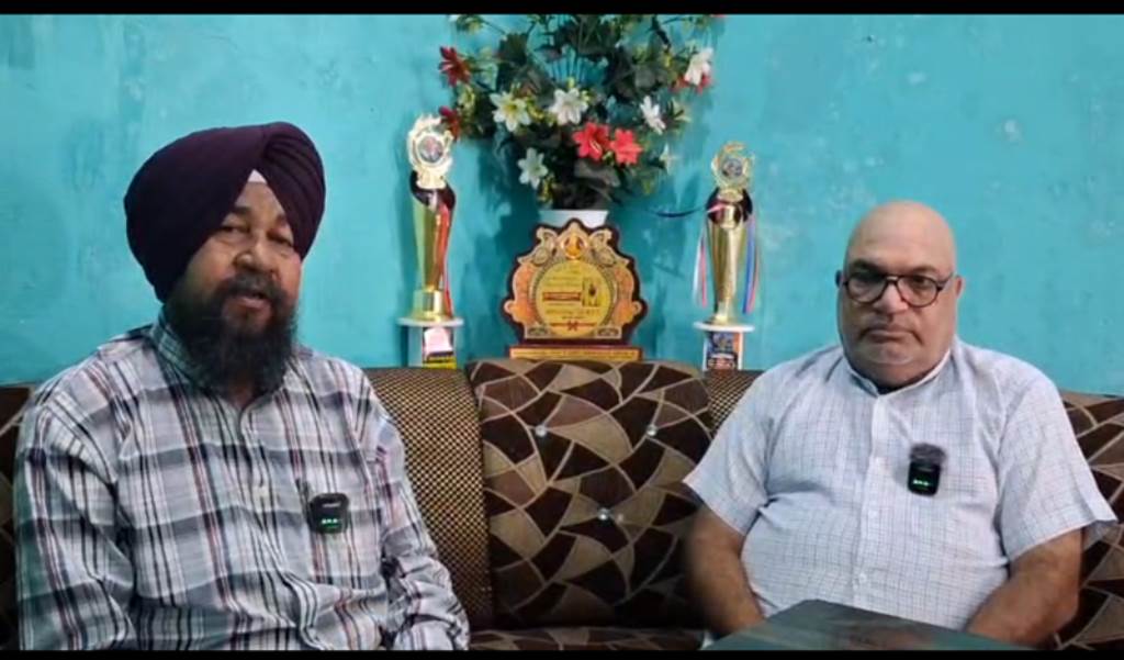 Sukhwinder Singh Safri Shares His Lifes Journey with Daljit Ajnoha
